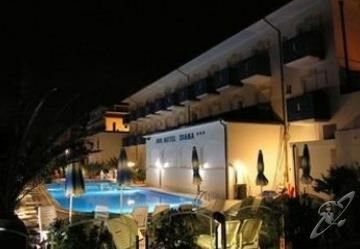 Hotel Diana Viserbella di Rimini Buitenkant foto