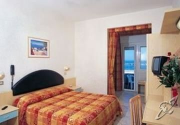 Hotel Diana Viserbella di Rimini Buitenkant foto